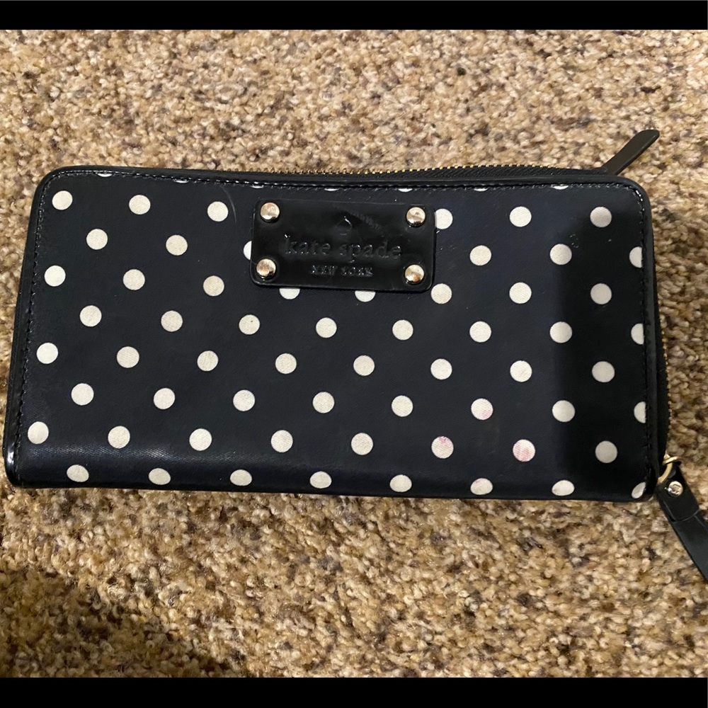 Kate Spade polka dot wallet